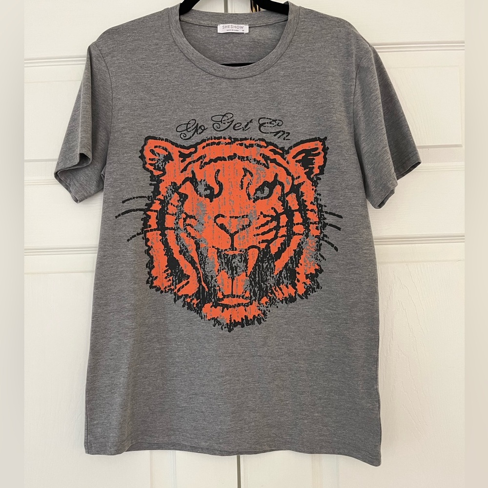 She Show Tee, M